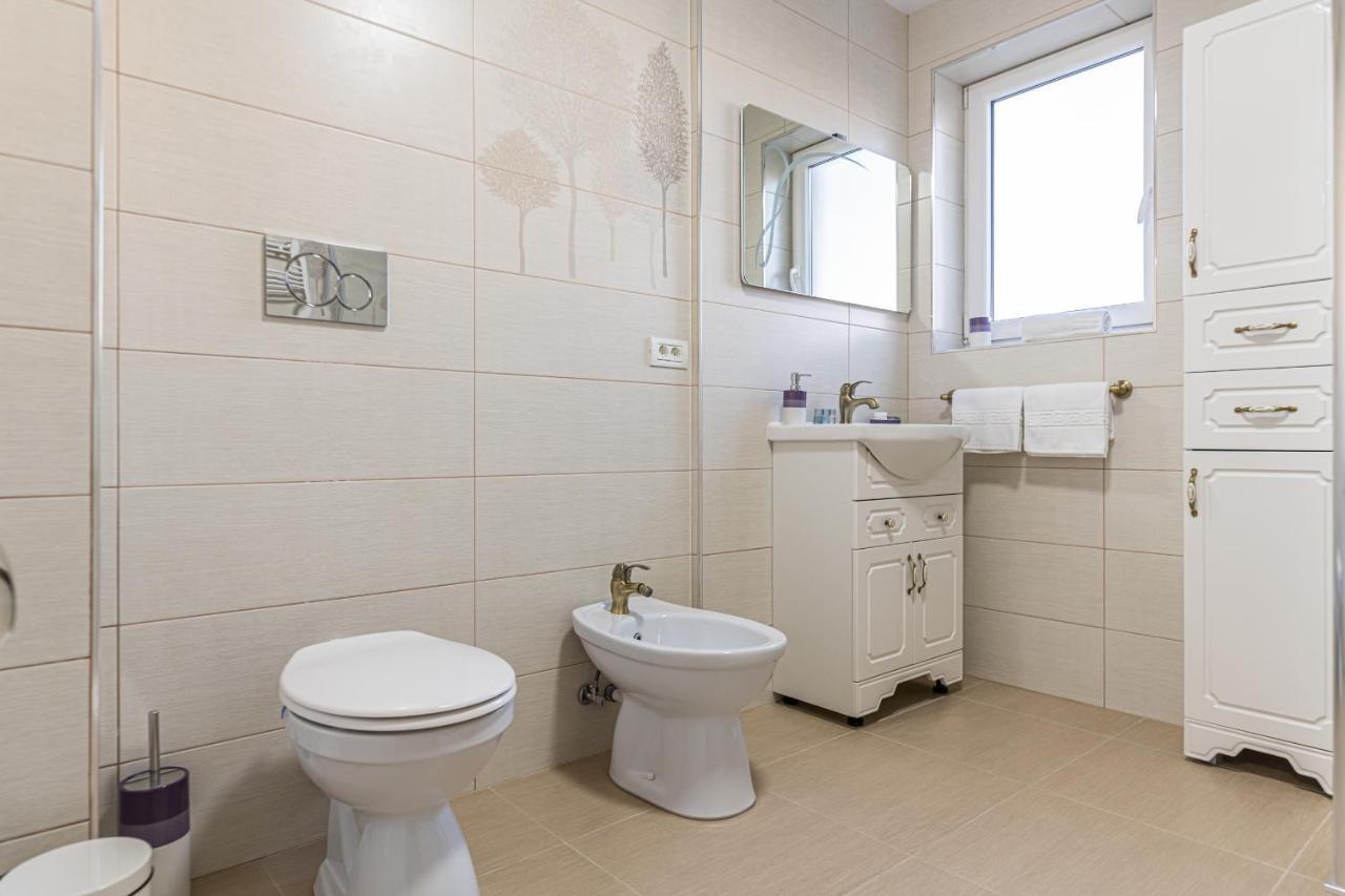 Apartamente Lavender Braşov Exterior foto
