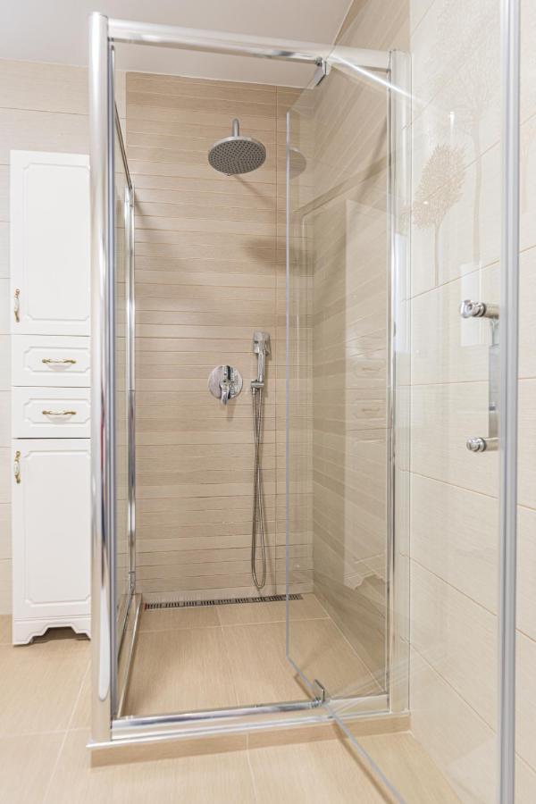 Apartamente Lavender Braşov Exterior foto